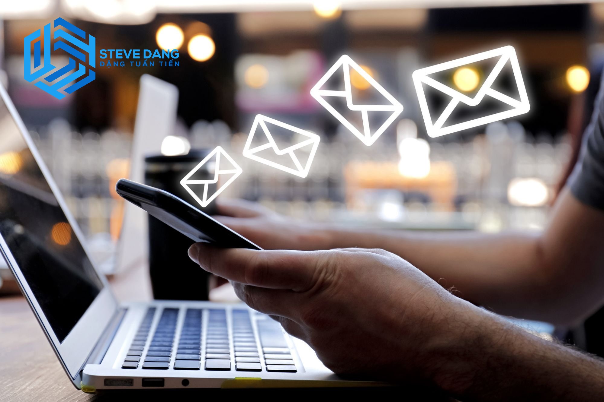 Học gửi email marketing cho doanh nghiệp để có thể quảng bá được sản phẩm của mình tốt hơn, giúp người dùng có nhiều thông tin hơn